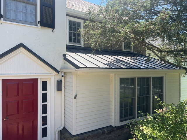 Standing seam metal roof on a Stockton, New Jersey home by Franco Roofing